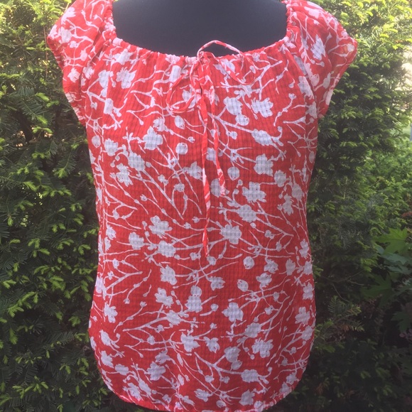 Gap Floral Summer Top Red White Drawstring Neck - Picture 1 of 4
